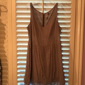 Grey light weight dress with lace